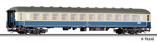 Couchette coach 2nd class<br /><a href='images/pictures/Tillig/13517.jpg' target='_blank'>Full size image</a>